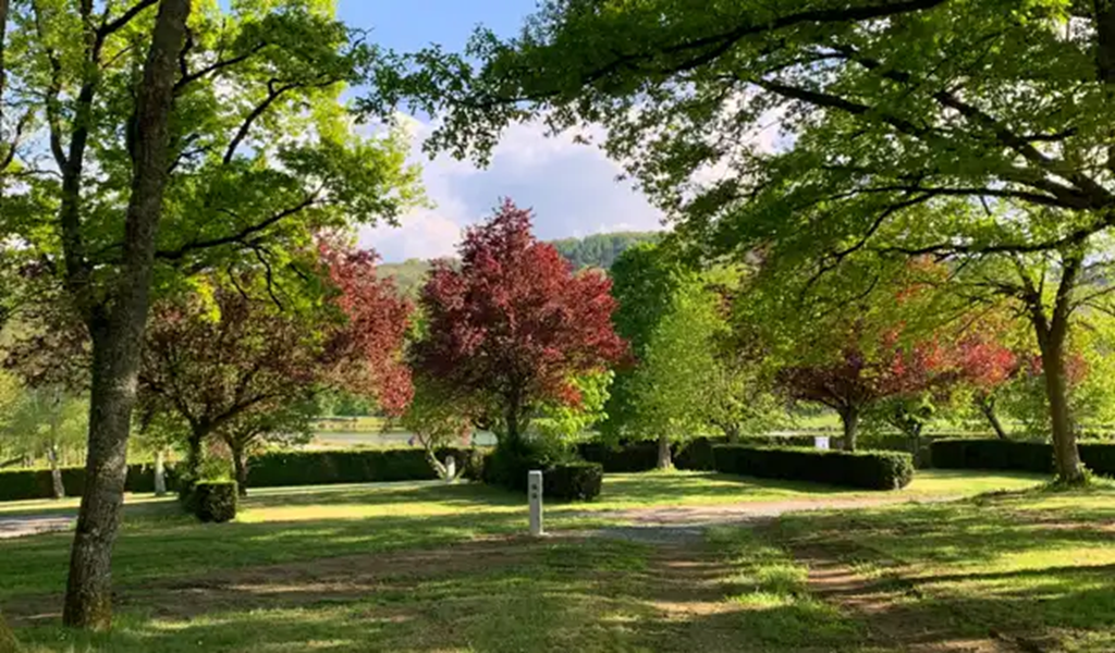 Aire d'accueil camping car, Bussière-Dunoise - photo 2