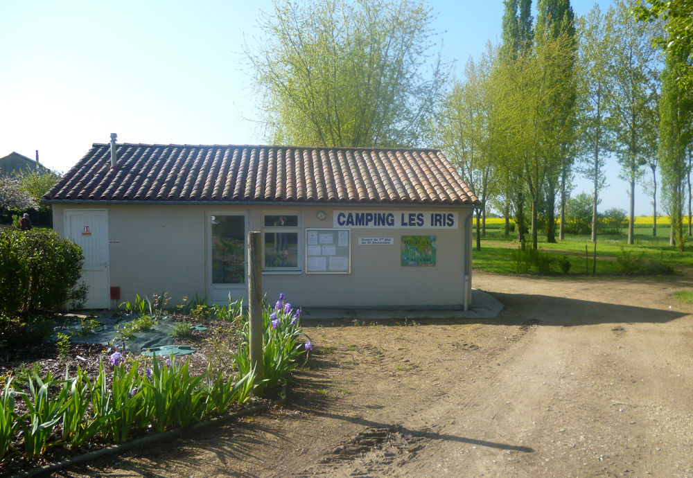Camping Les Iris, Savigny-sous-Faye - photo 3