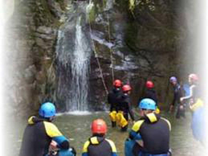 Eau Sud canyonning