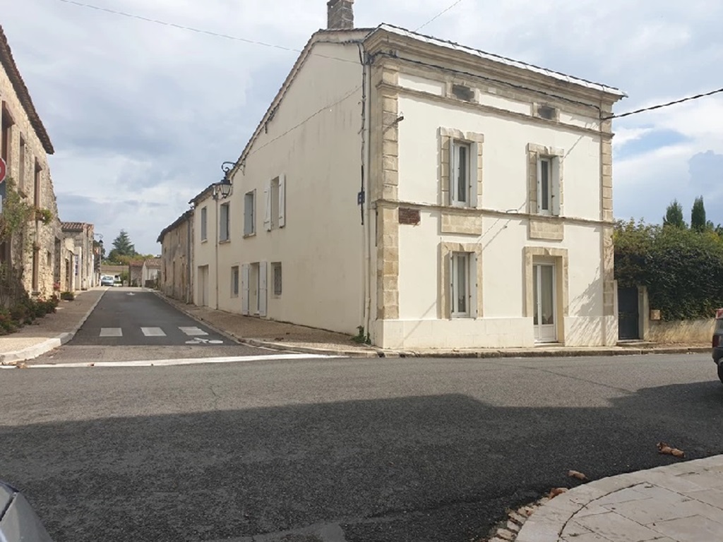 Au clos du bourg, Blasimon