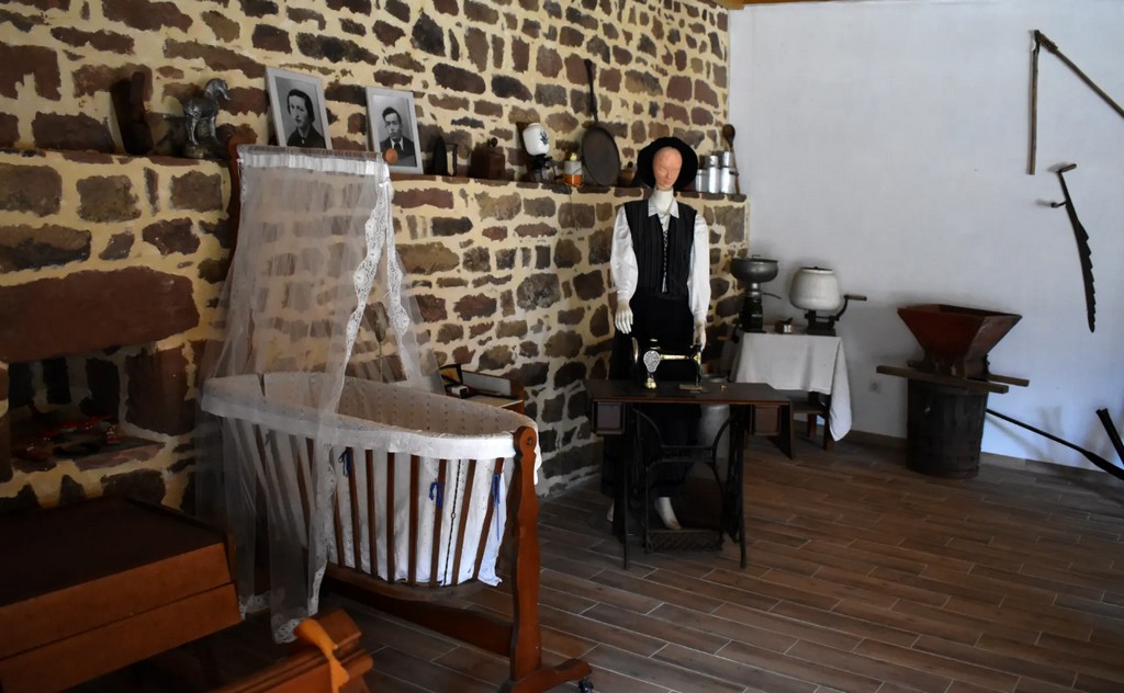 La Ferme de Brossard - Ecomusée de la Châtaigne et de la Vannerie