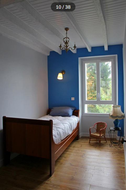 La Maison Blanche et bleue, Saint-Pierre-Chérignat - photo 8