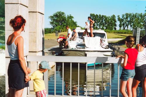 Écluse de Castelmoron-sur-Lot, Castelmoron-sur-Lot - photo 2