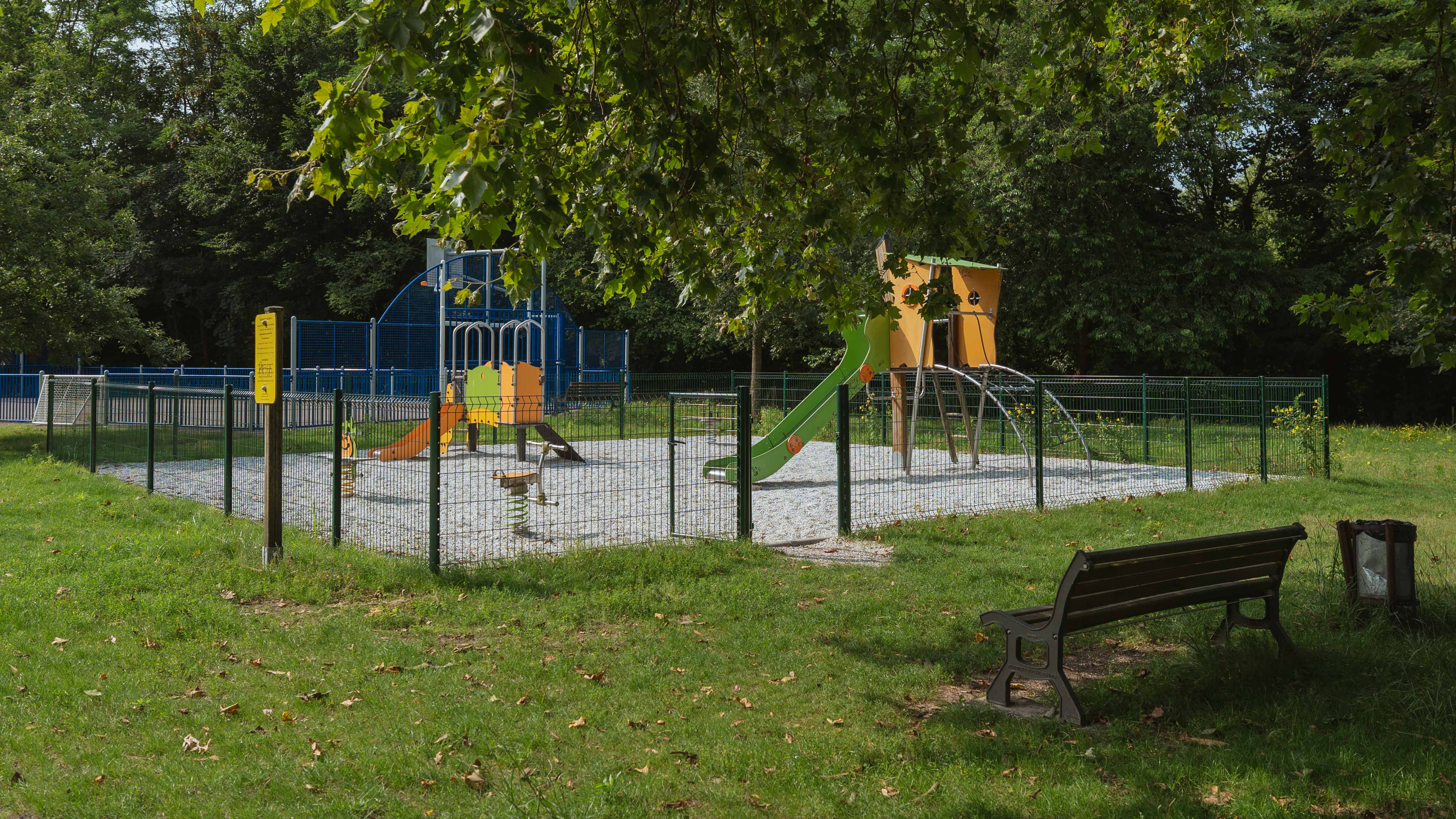 Aire de jeux pour enfants - photo 4