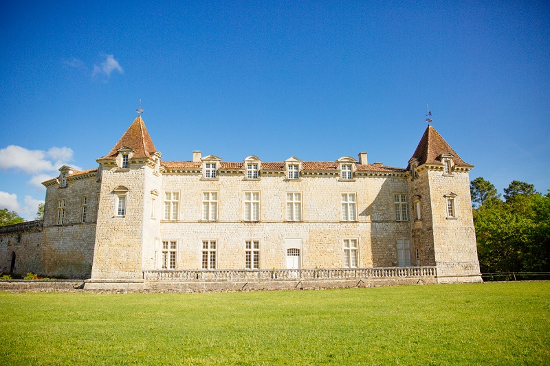 Iconiques à vélo : le château de Cazeneuve