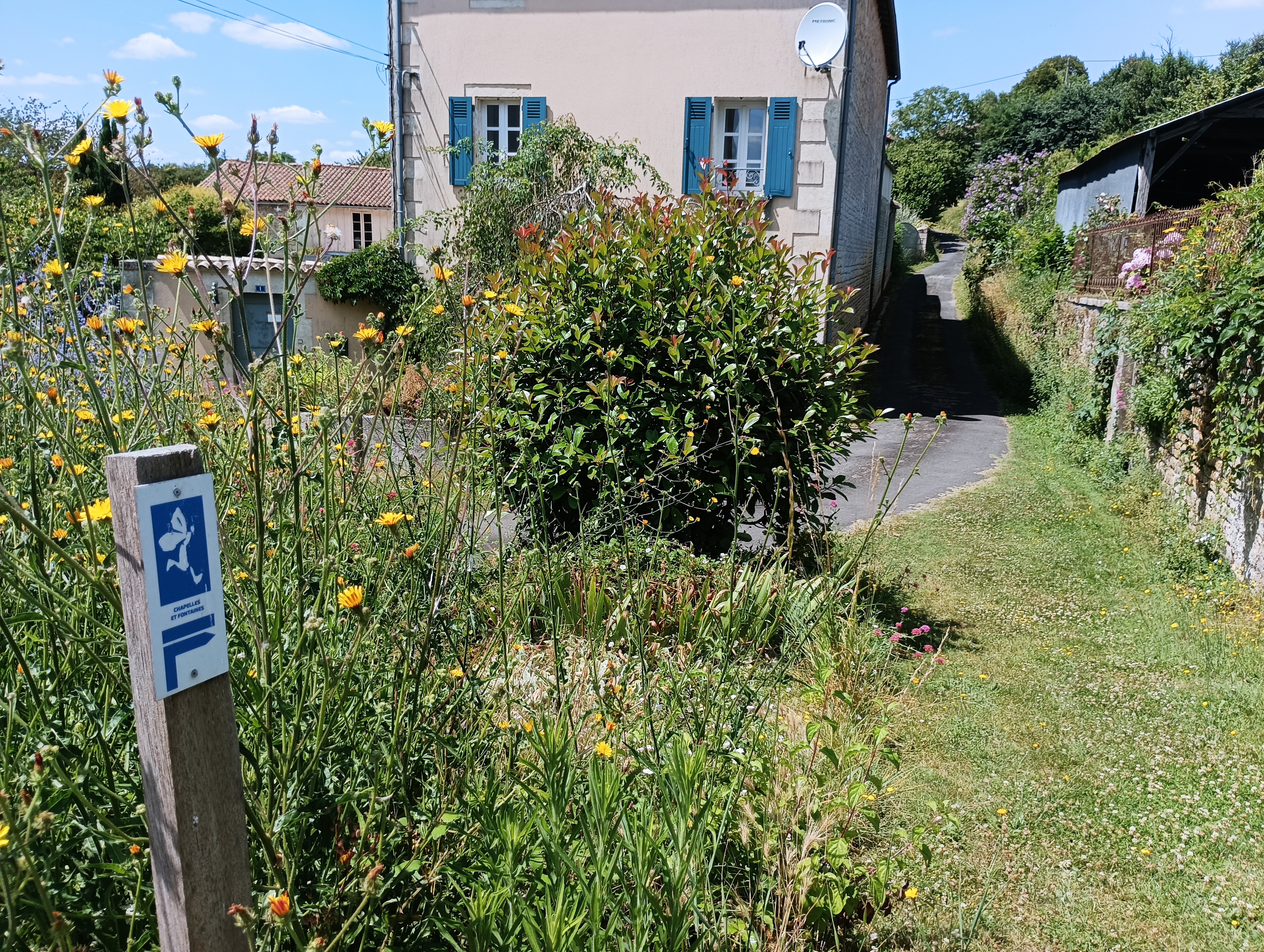 Chapelles et fontaines - Luché-sur-Brioux, Luché-sur-Brioux - photo 5