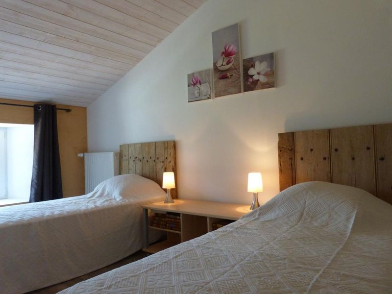 L'Étable du Logis des Baillargères, Coulonges-Thouarsais - photo 4