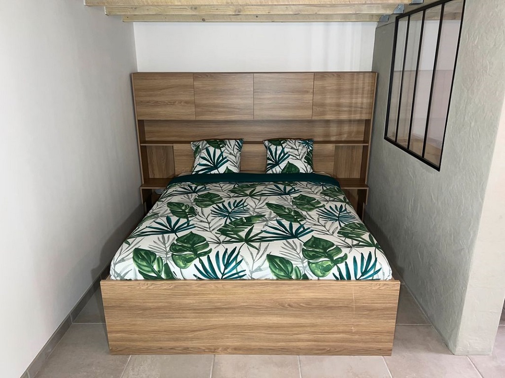 Hébergement insolite : cabane enterrée avec étang, Sainte-Feyre - photo 4