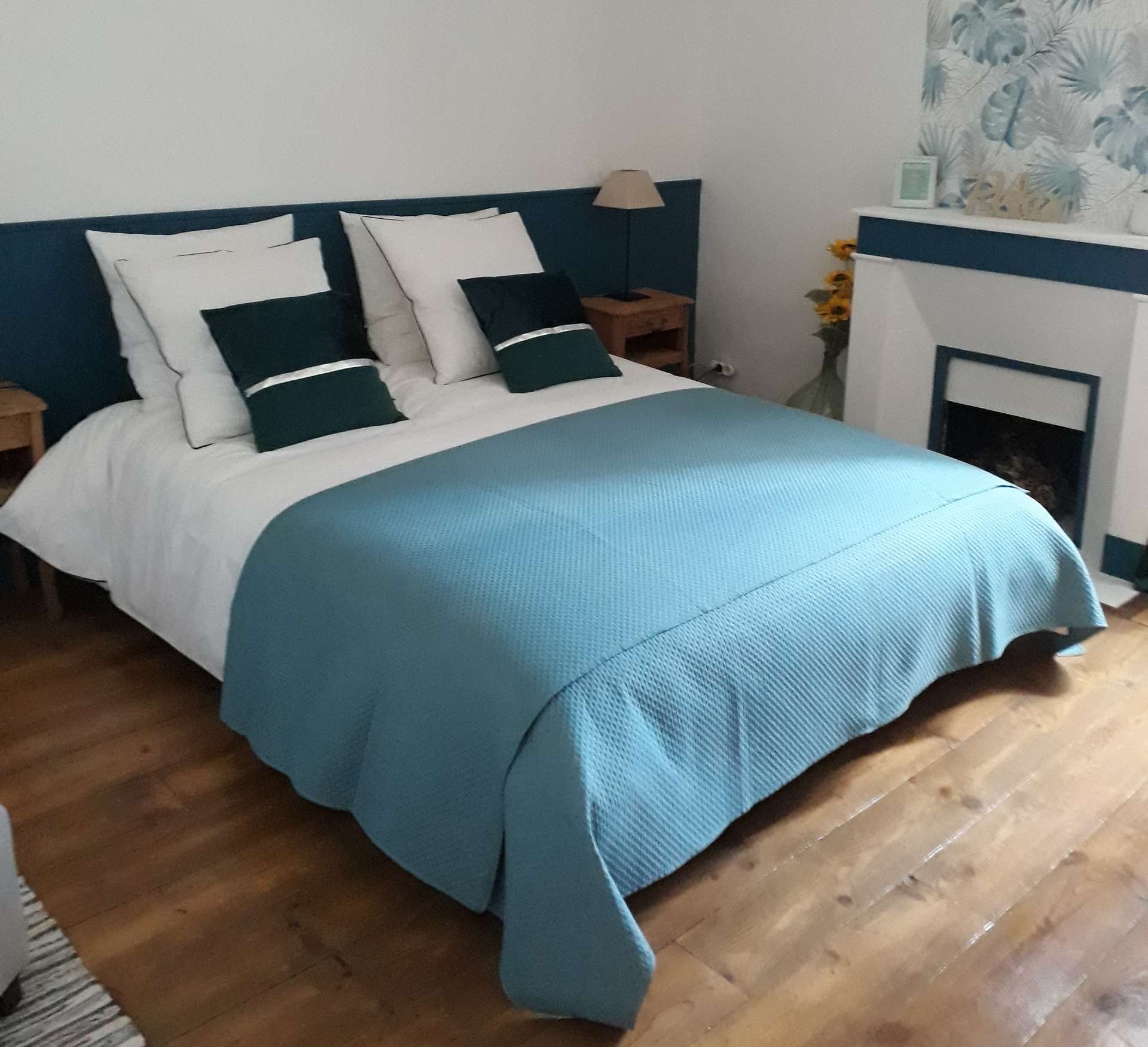 Les Hirondelles, Puyoô