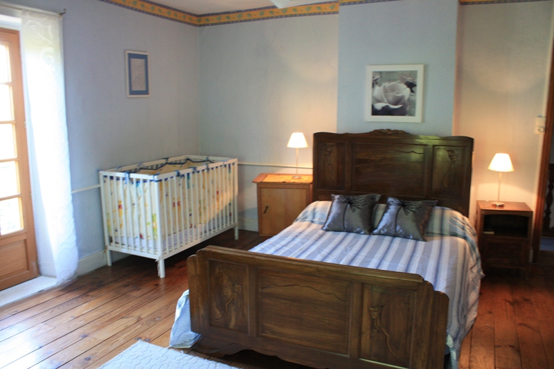 Madame Anne-Lise LOUIS