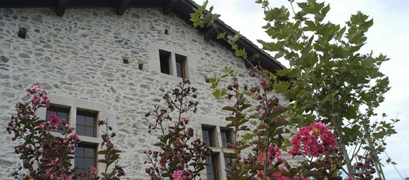 Les Fous du Village, Saint-Esteben