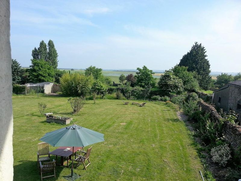 Mme Suzanne TOMENSON, Plaine-et-Vallées - photo 5