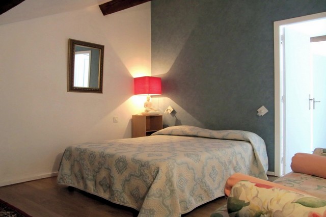 T5 - 2 à 9 pers. - BRO628/E