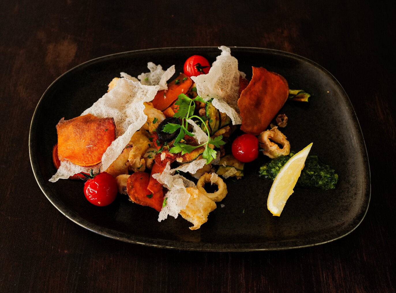 https://cdt64.media.tourinsoft.eu/upload/Chipiron-y-verdure-frito.jpg