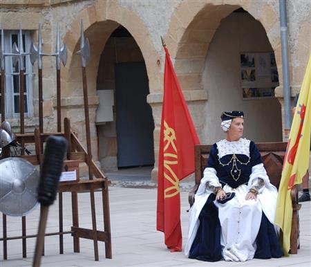 Visite Au temps de la reine Jeanne d'Albret à Navarrenx Visite Au temps de la reine Jeanne d'Albret à Navarrenx