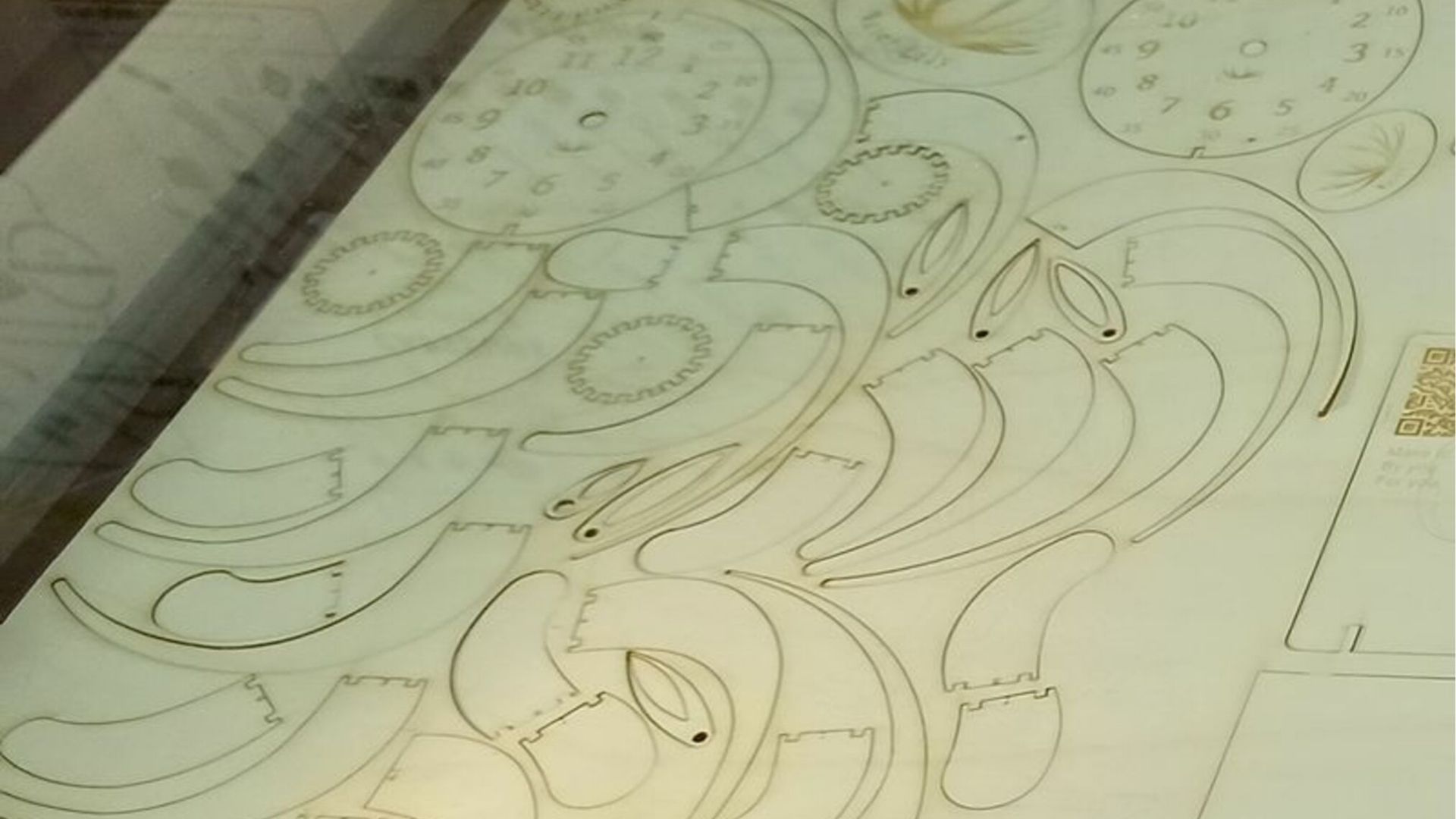 Atelier Fablab :  Crée ton horloge — visuel événement