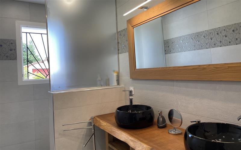 Location 145 Ransanz