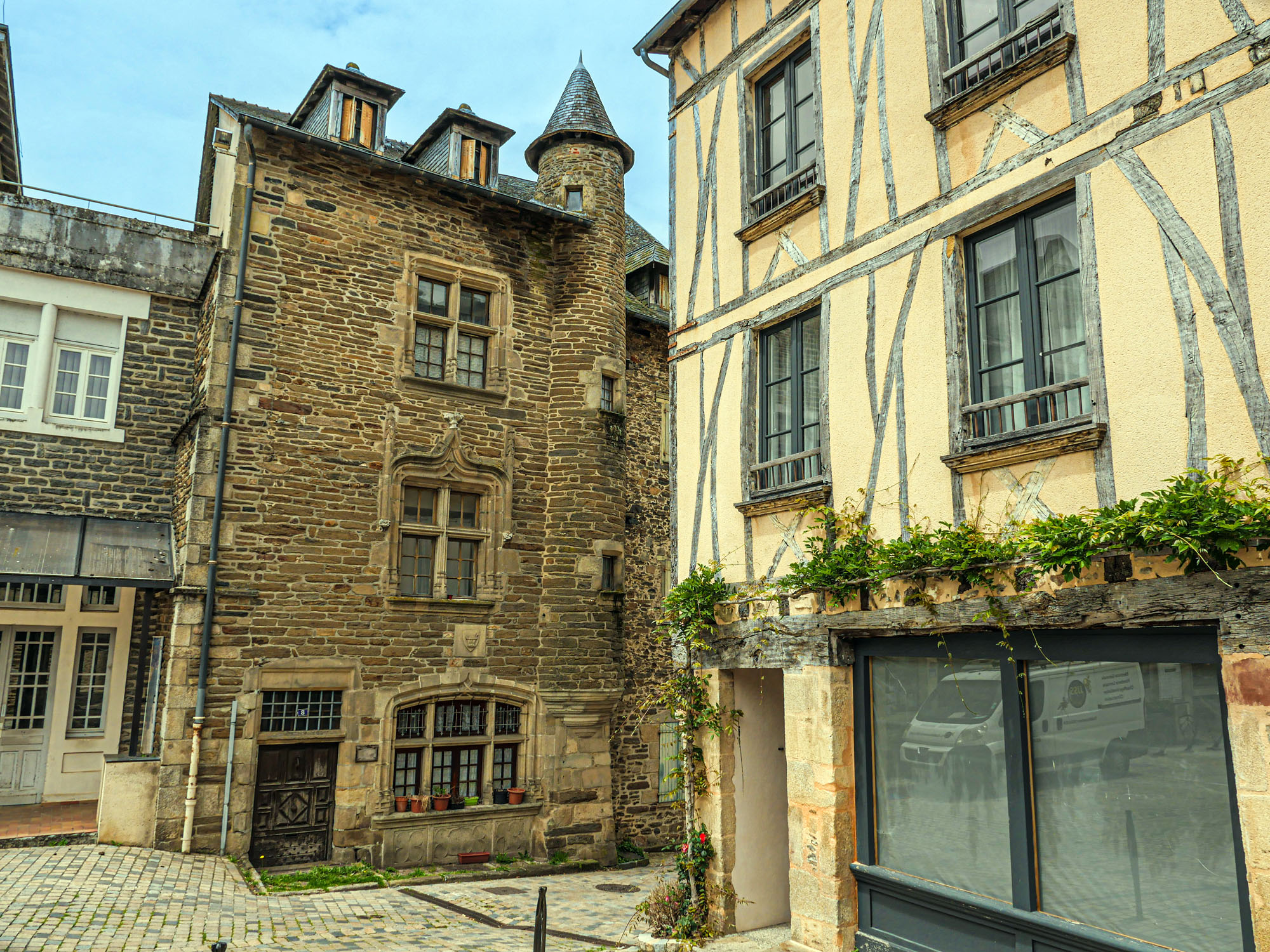 Uzerche, la "Perle du Limousin", Uzerche