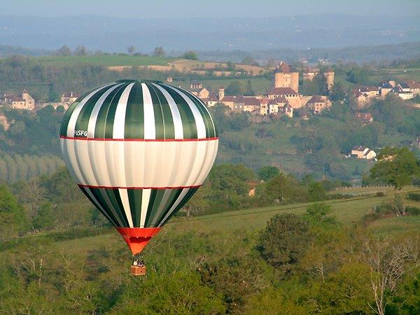 Corrèze Montgolfière, Collonges-la-Rouge