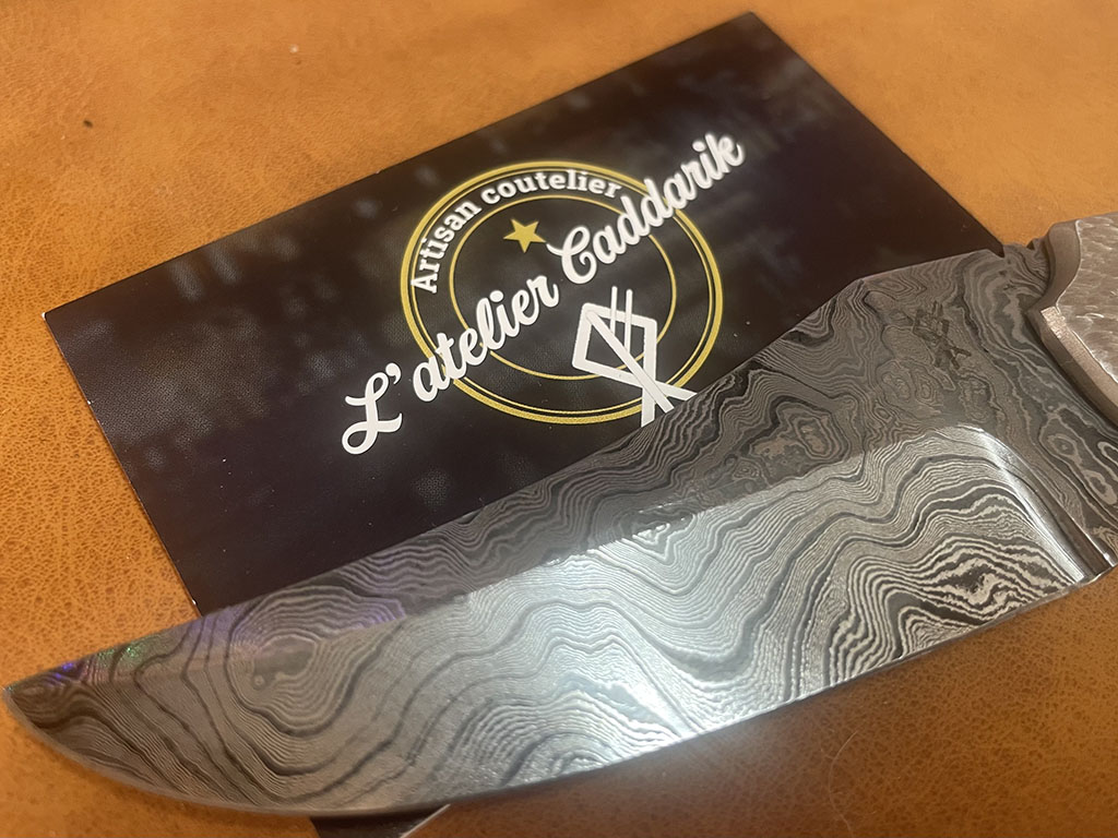 Cédric Destombes - l'atelier Caddarik, coutelier