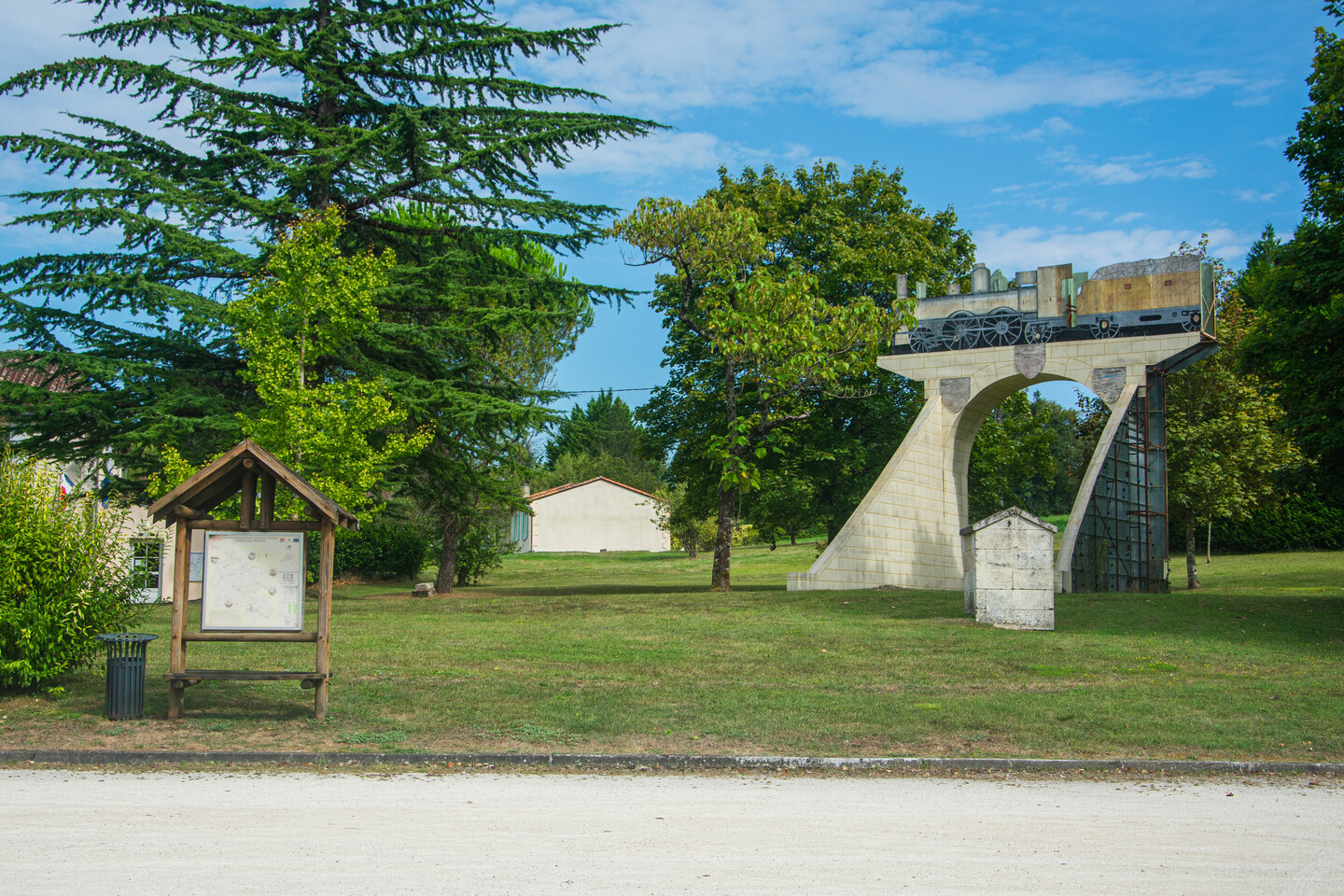 Arrêt sur Village - COUTURES