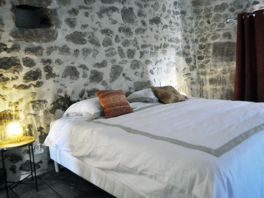 Location Creusoé - gîte "Robinson", Saint-Marc-à-Frongier - photo 2