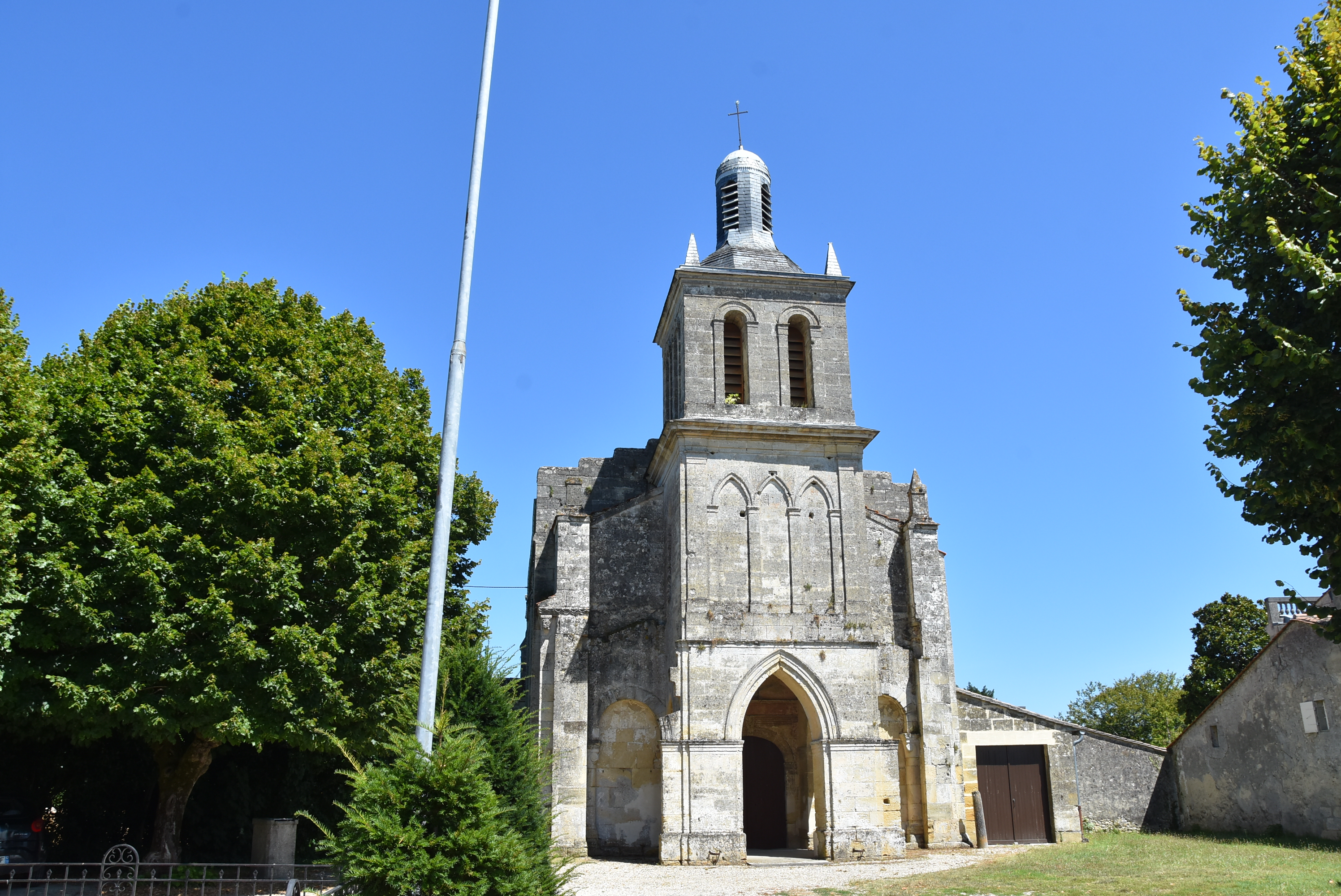 Eglise Saint-Julien de Cubzac, Cubzac-les-Ponts