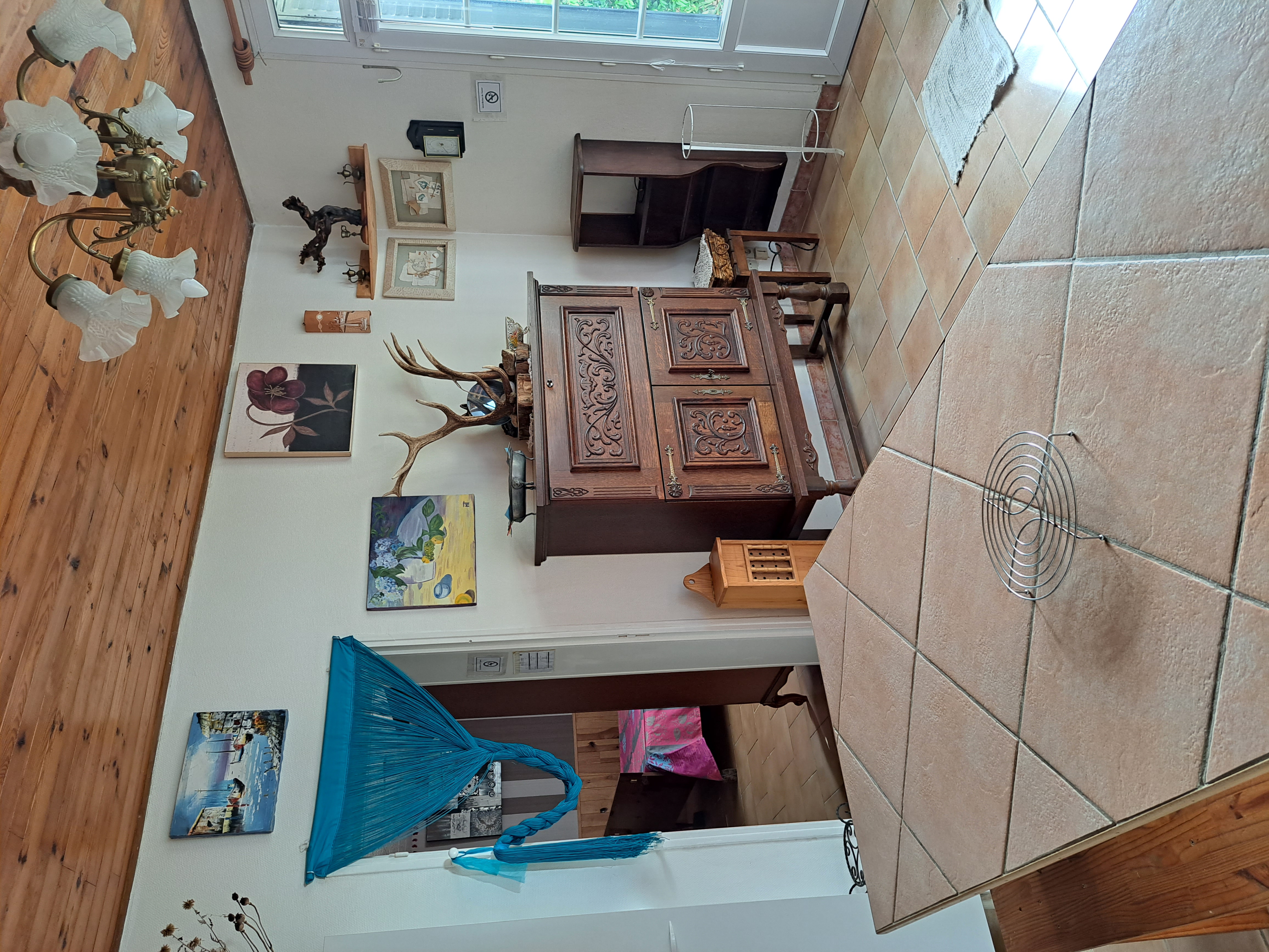 Madame Cecile LANNEAU