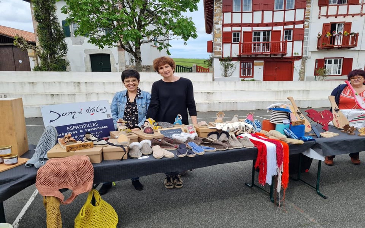 Atelier d'espadrilles Dam é Drôles - Boutique — photo 2