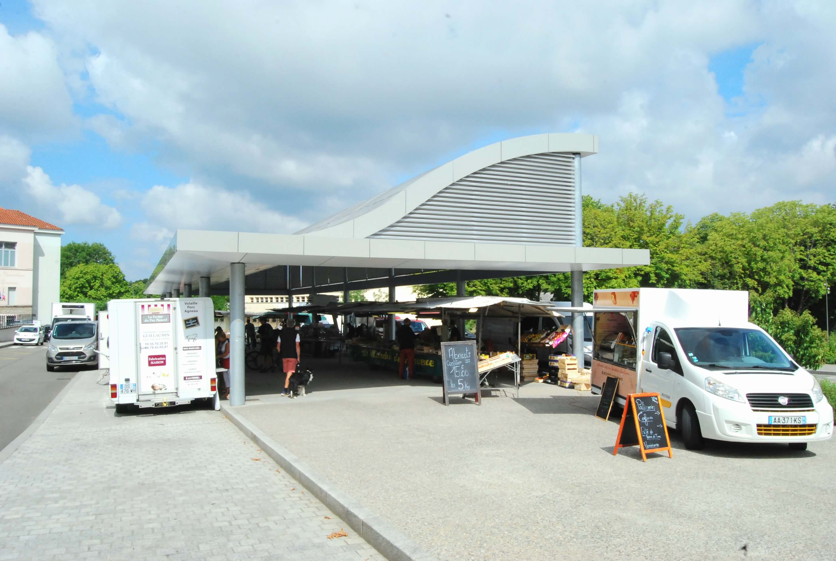 Marché hebdomadaire du vendredi - Aixe-sur-Vienne - photo 3