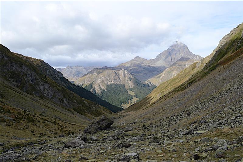 Le refuge d'Arrémoulit depuis Soques