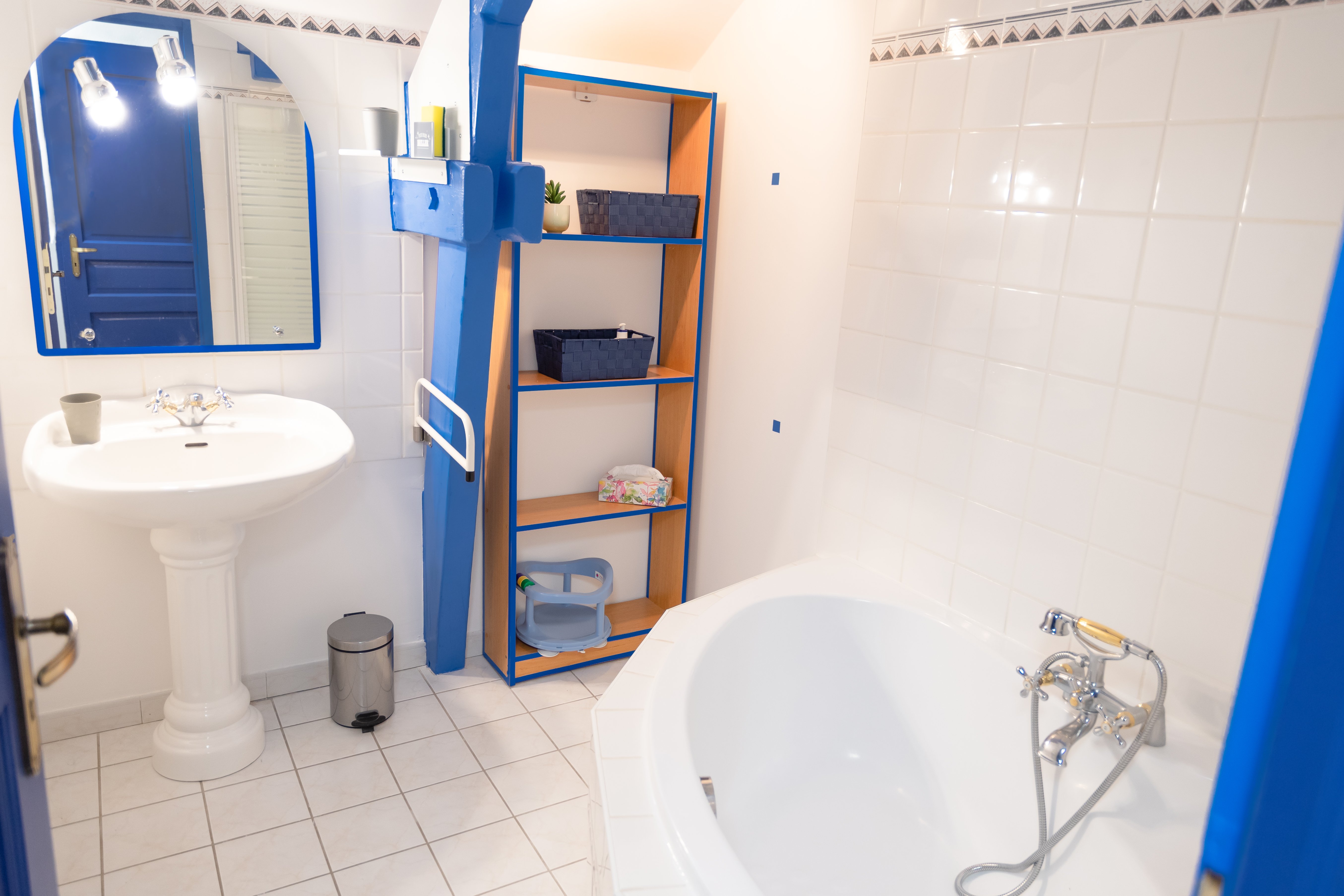 Château de Chazelpaud : Gîte L'Orangerie, Saint-Bard - photo 6