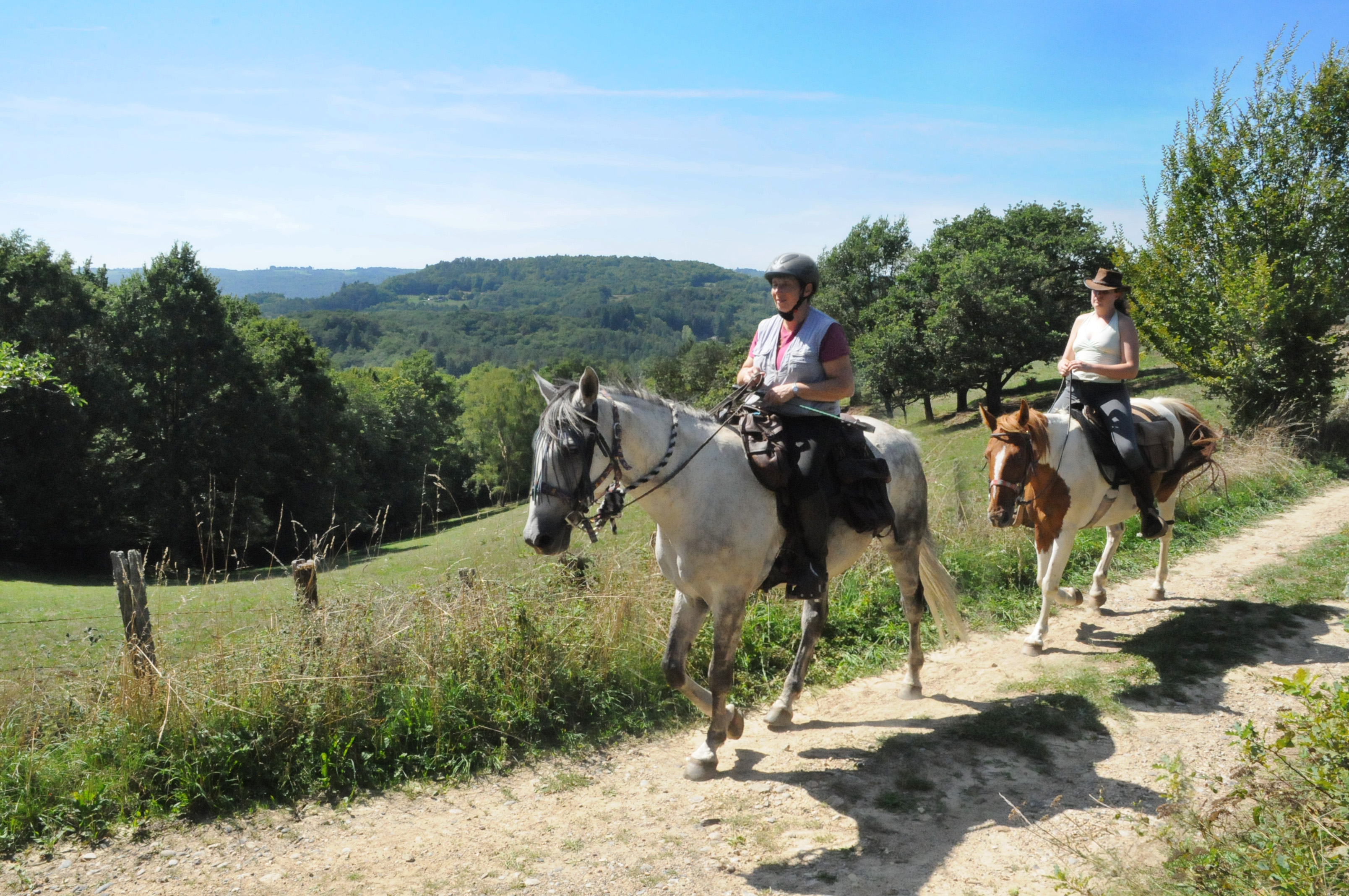 Boucle équestre en Corrèze Xaintrie et Haute vallée de la Dordogne, Monceaux-sur-Dordogne - photo 2