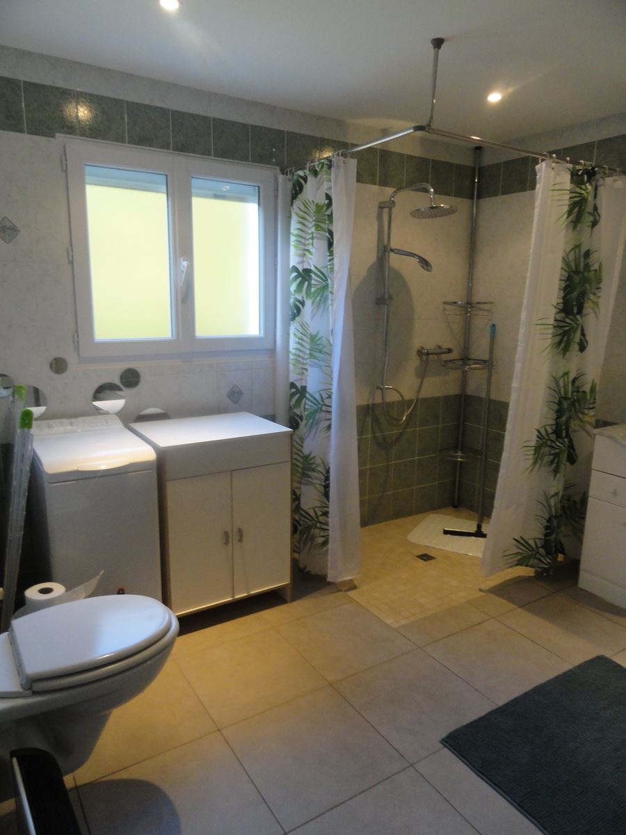 Gîte à Saint-Martin-de-Saint Maixent, Saint-Martin-de-Saint-Maixent - photo 6