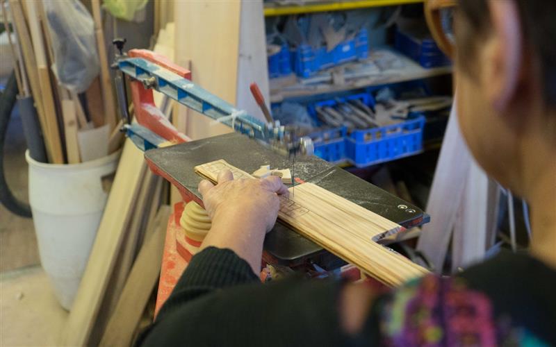 Atelier Eskuz Holakatua