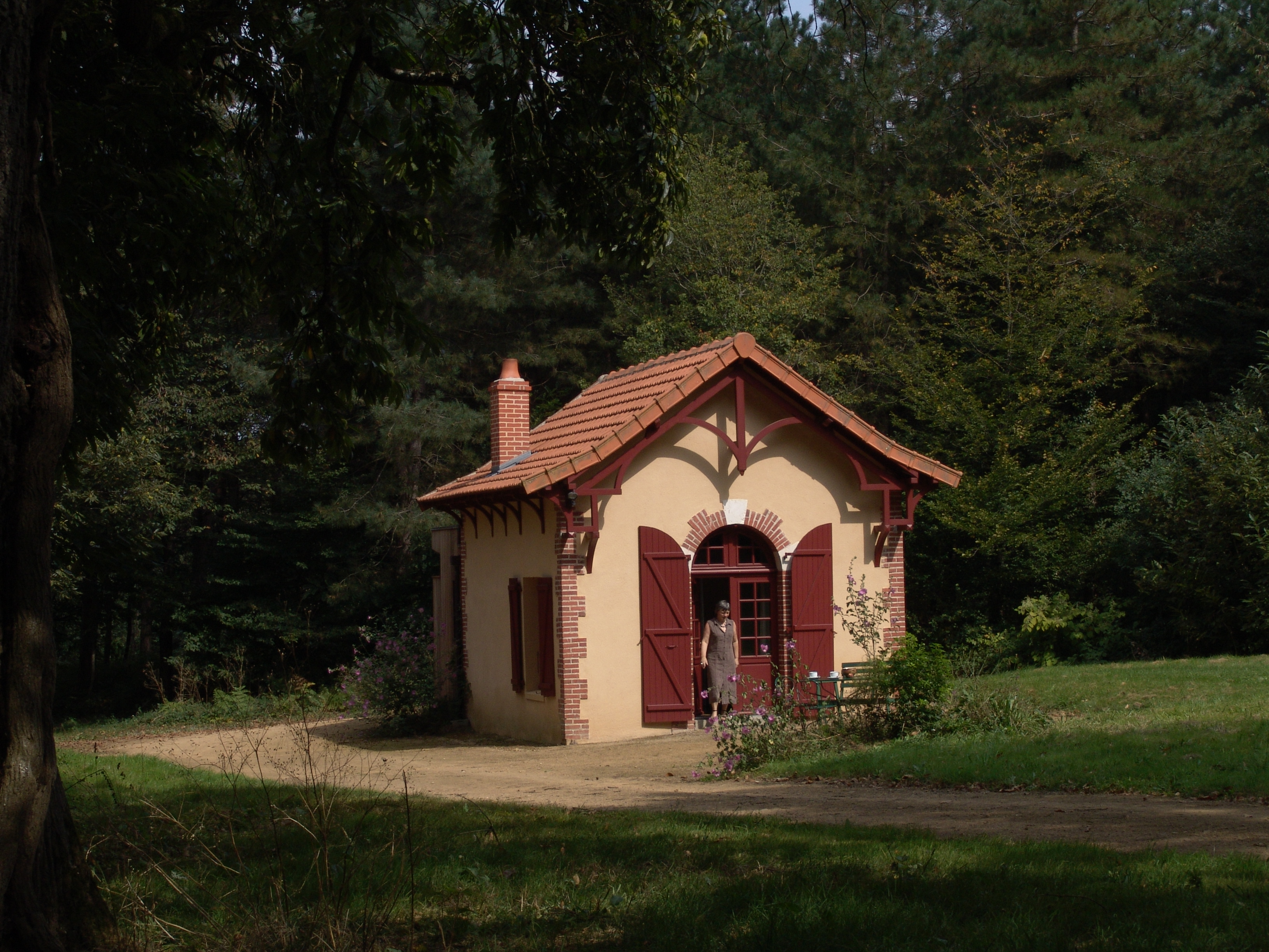 Gîte "Le Pavillon des Bois" - Domaine Les Roches Blanches