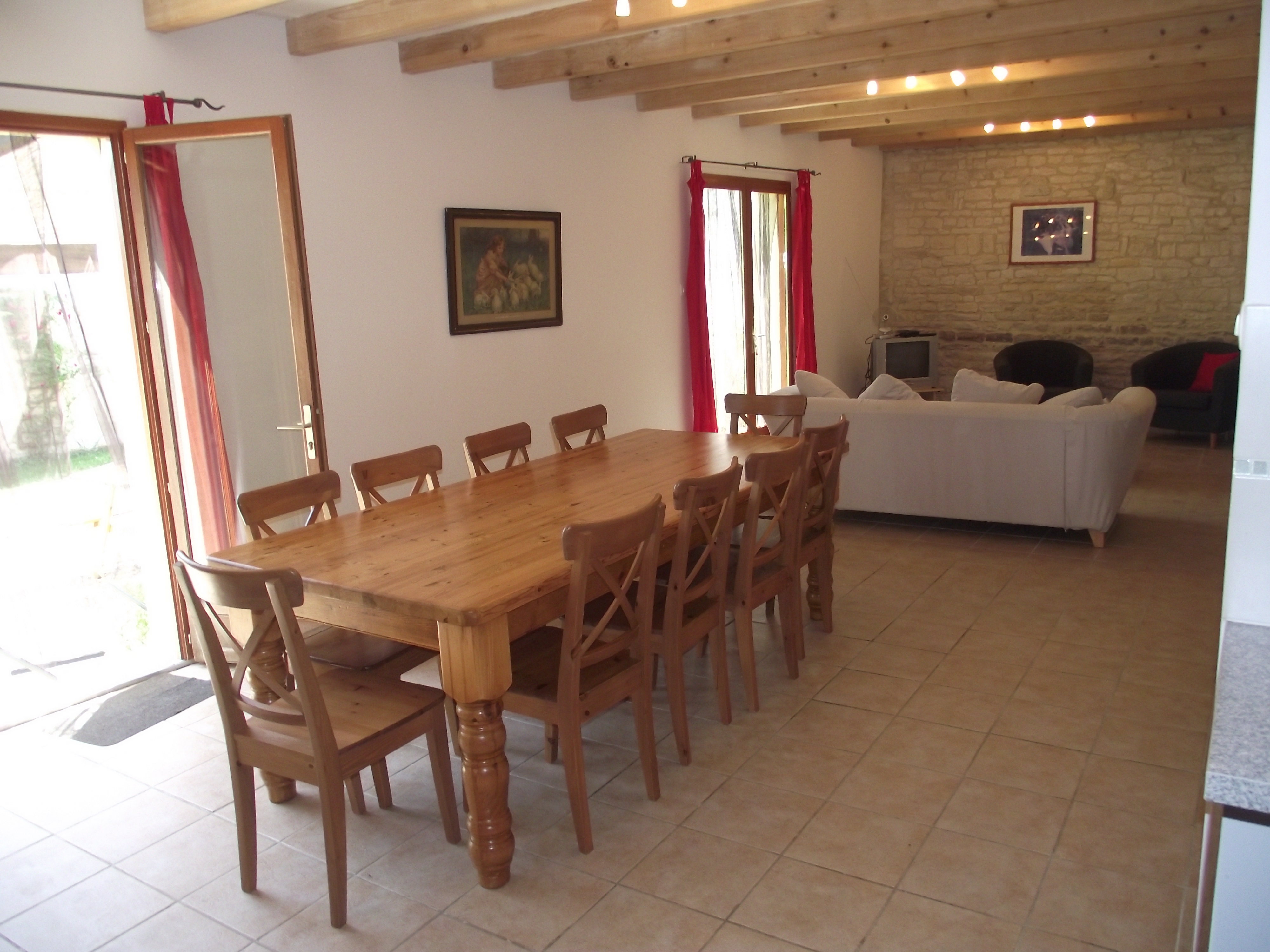 Gîtes Les Hiboux - La Grange,  la Vieille maison, le Noisetier, Chef-Boutonne - photo 8
