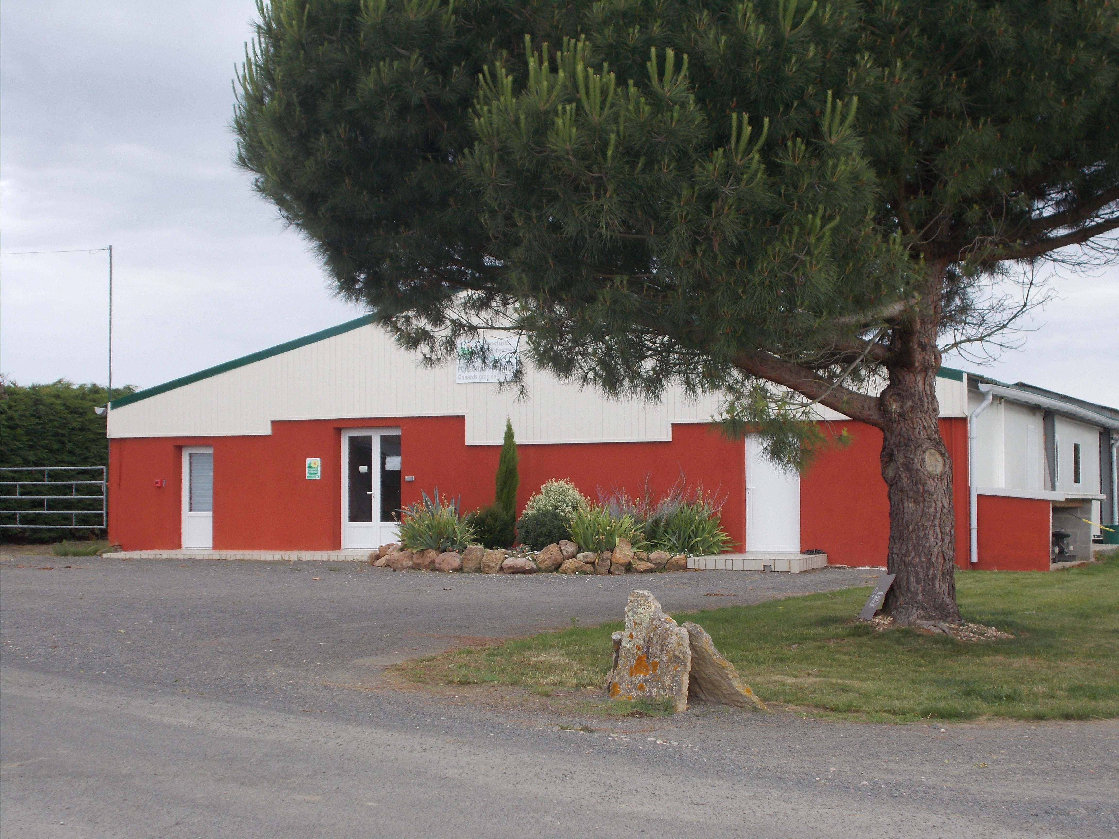 Accueil camping car (hors camping) - EARL Canards gras du Cébron, Louin