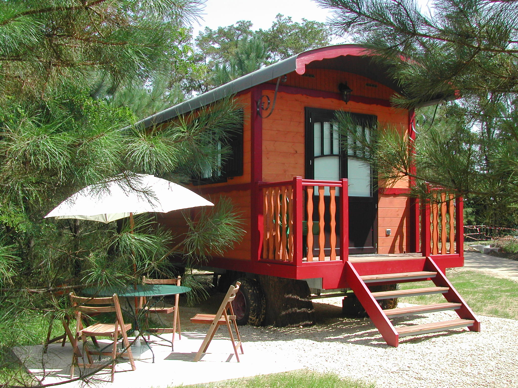 Roulottes du Domaine de Dienné