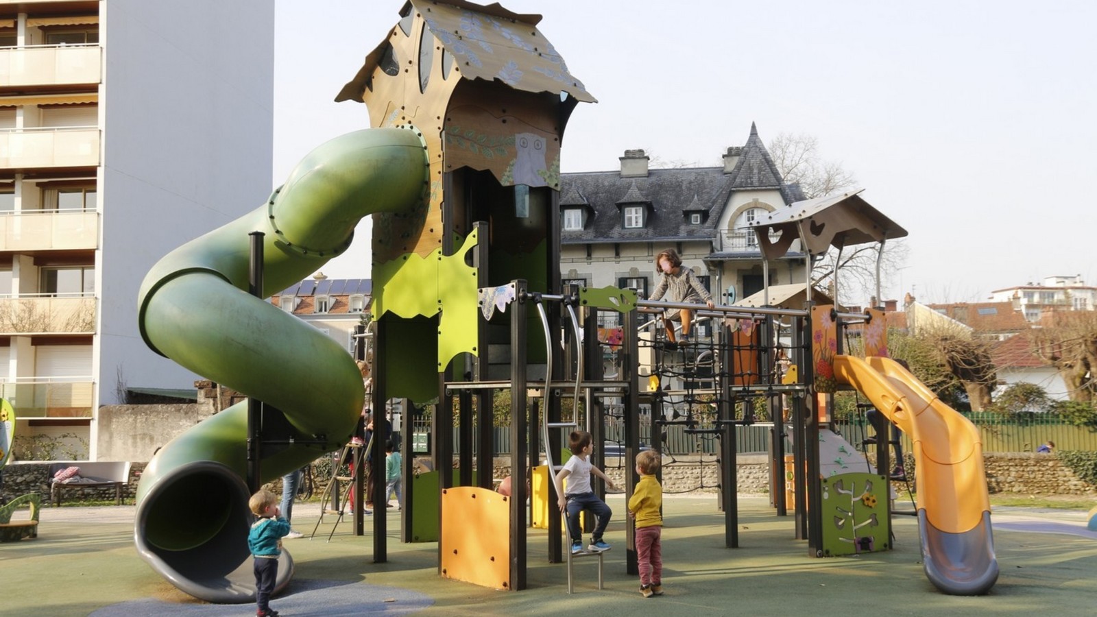 Aire de jeux - Parc Beaumont - photo 4
