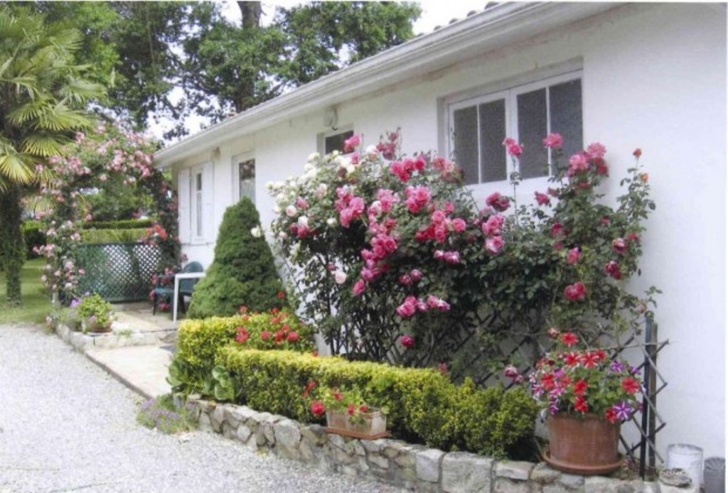 Le Cottage I
