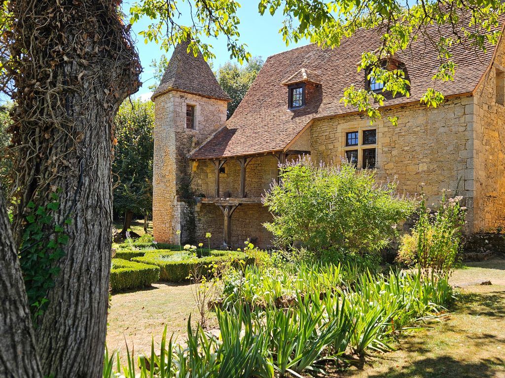 Donjon, Manoir et Jardin de la Salle, Saint-Léon-sur-Vézère - photo 2