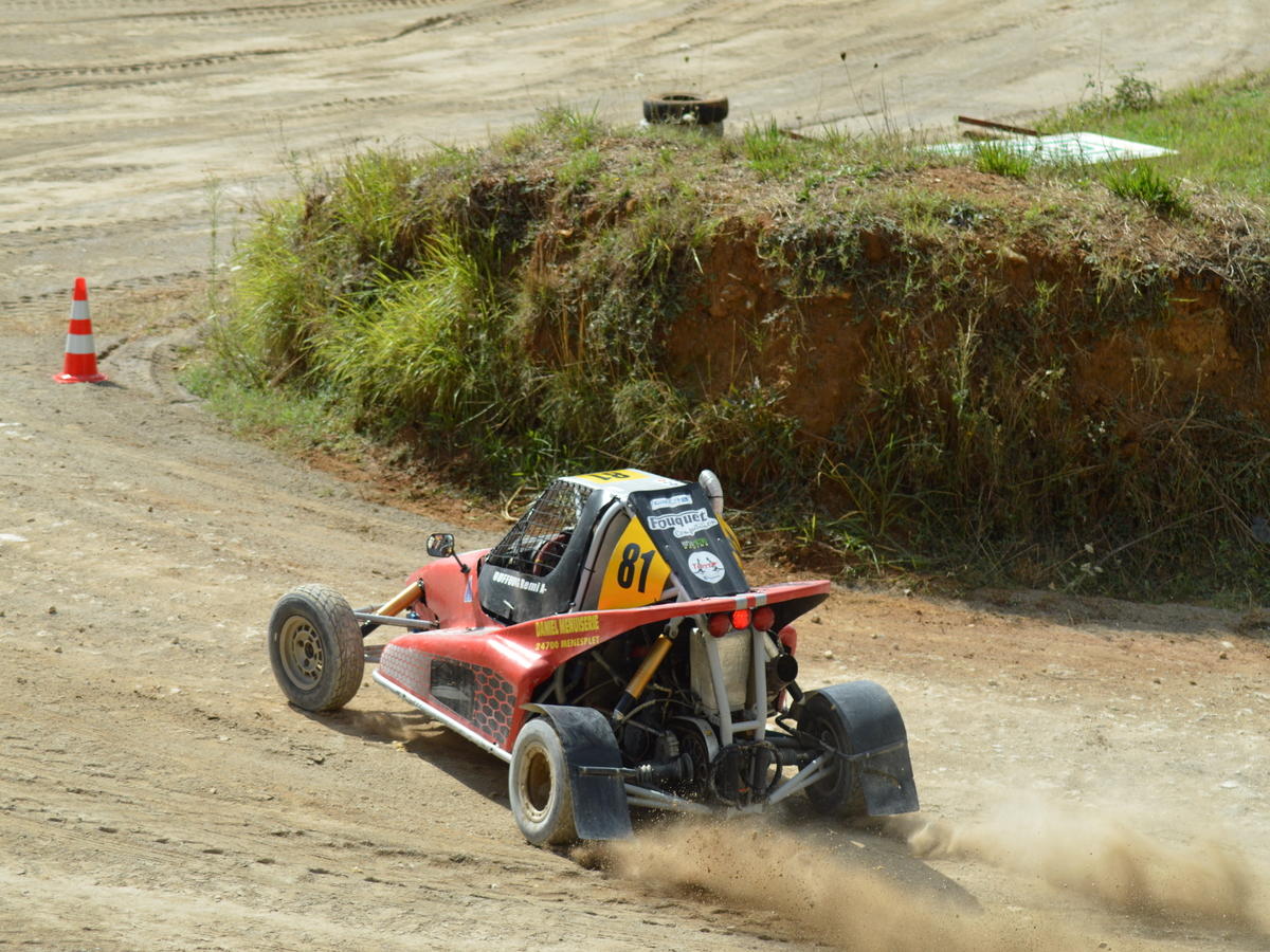Driving concept, Saint-André-d'Allas - photo 3