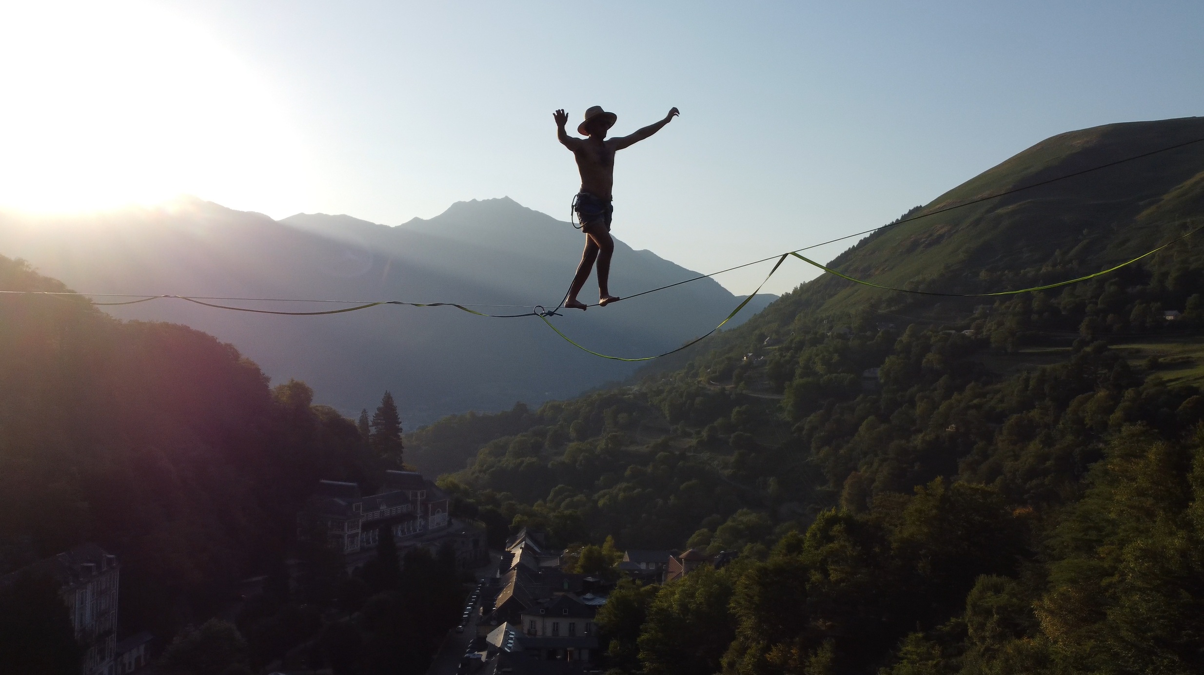 Gourette Highline Meeting - highline de nuit