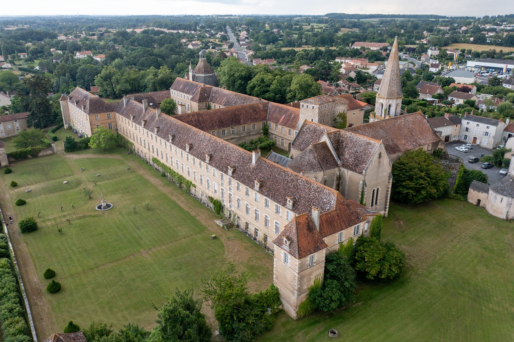 Visites guidées de la Maison-Dieu et du Quartier du Brouard à Montmorillon — visuel événement