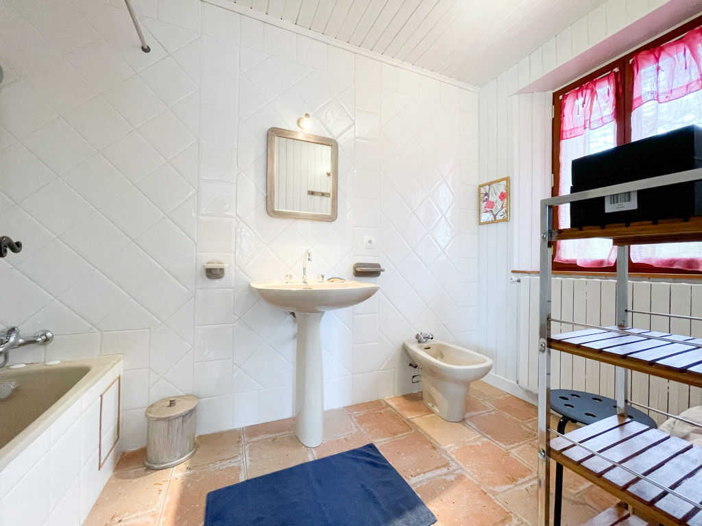 Le Petit Bûcheron, Paunat