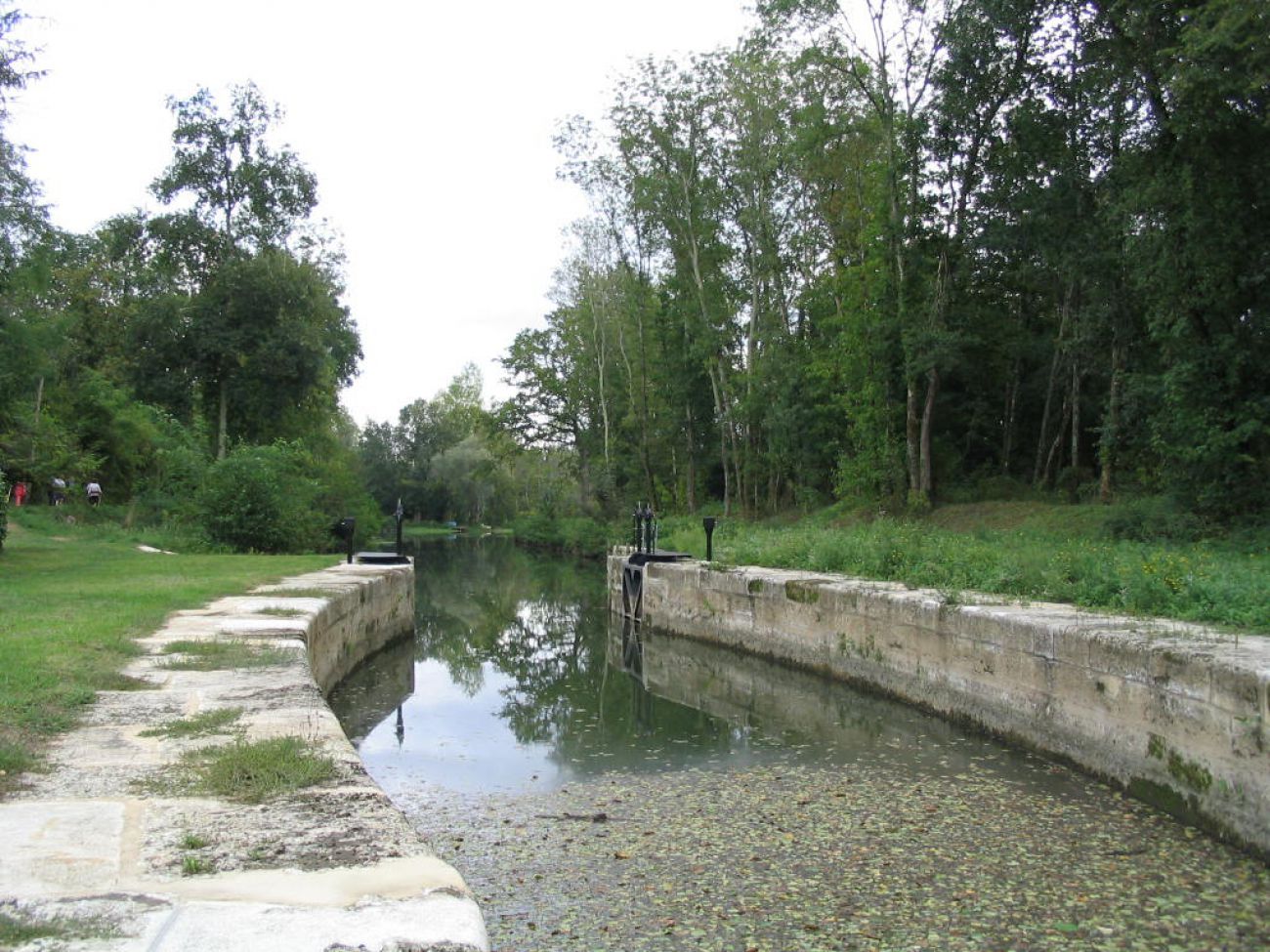Boucle des 2 écluses Le Pizou, Le Pizou