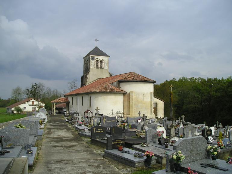 Eglise Sainte-Marie de Moros
