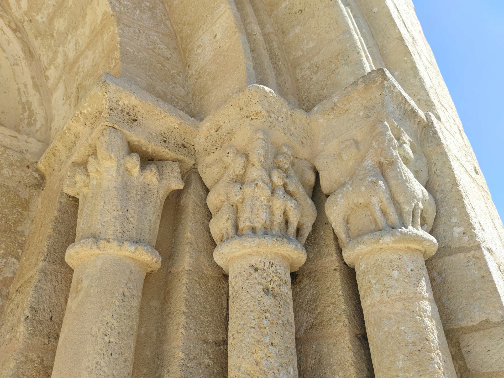 Église Notre-Dame, Doulezon - photo 3