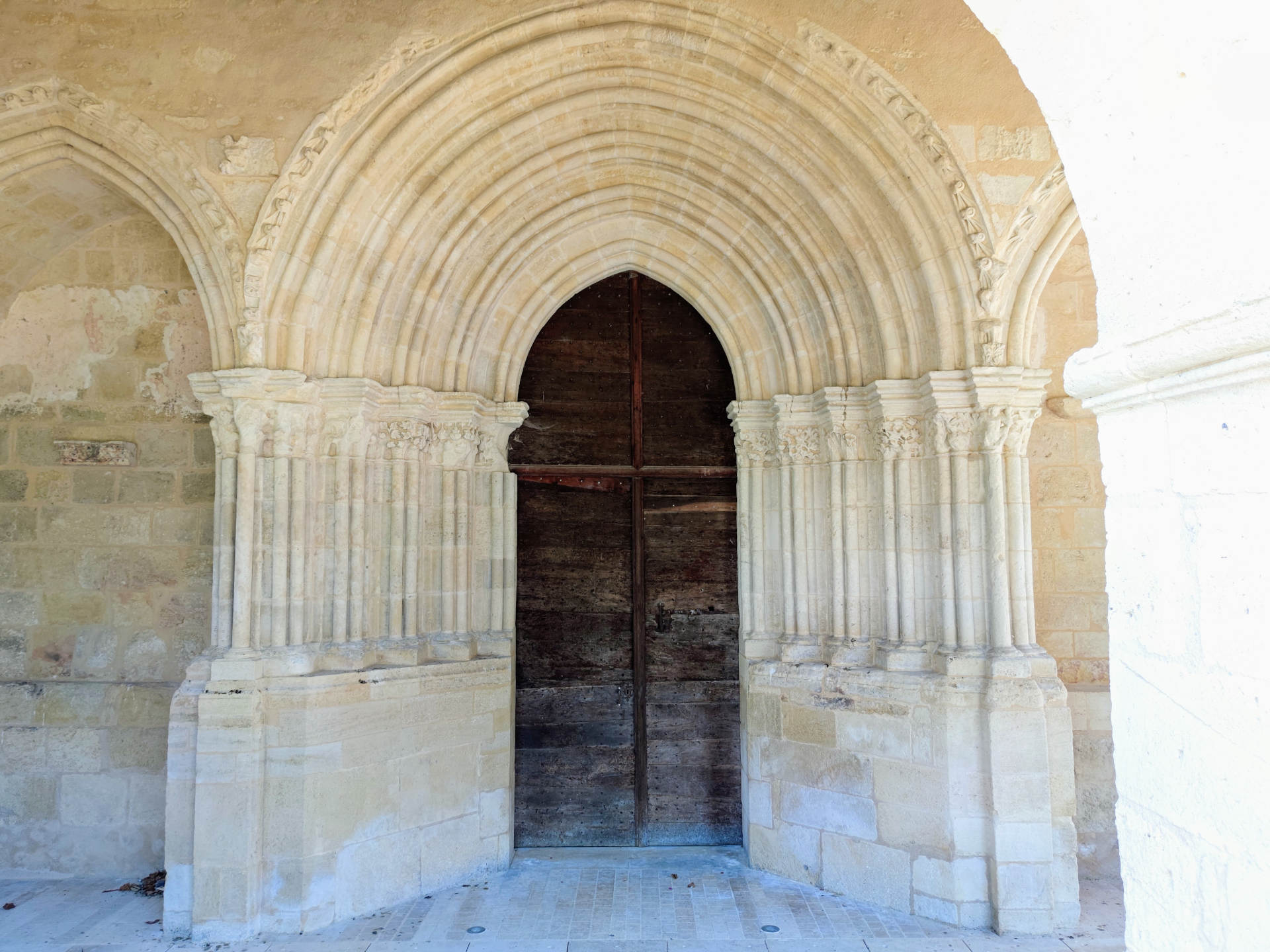 Église Saint-Pierre, Rauzan - photo 2